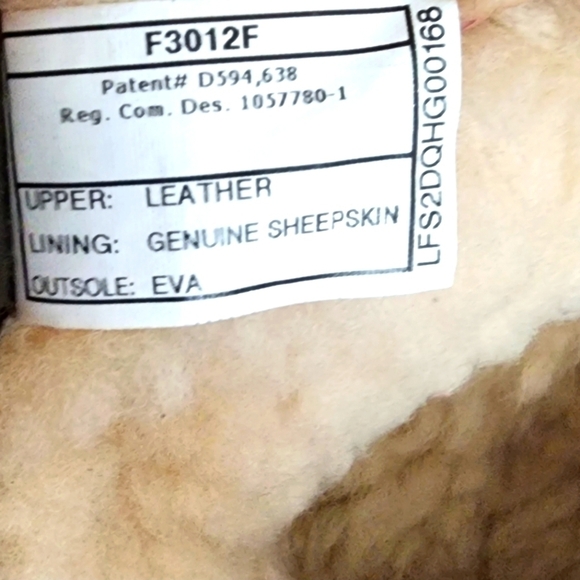 UGG Maddi II boots Size 1 - Picture 9 of 10